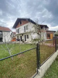 Kuća — Radovana Mićovića — fotografija 1