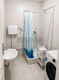 Jednoiposoban stan — Bulevar Svetog Pantelejmona — fotografija 9