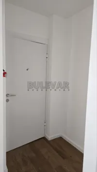 Poslovni prostor — Vase Albanca — fotografija 11