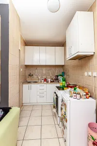 Trosoban stan — Božidarčeva — fotografija 7