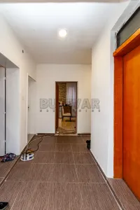 Troiposoban stan — Pasi poljana — fotografija 2
