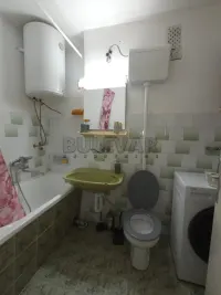 Više od tri spavaće sobe stan — Bulevar Nemanjića — fotografija 21