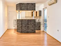 Jednoiposoban stan — Булевар Светог Пантелејмона — fotografija 2