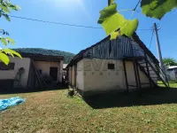 Kuća — Lučani — fotografija 10