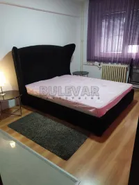 Trosoban stan — Obilićev venac — fotografija 10