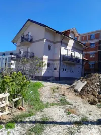 Kuća — Olimpijska ulica — fotografija 1