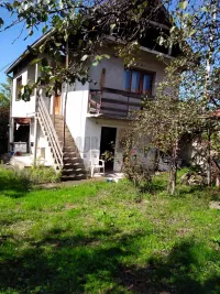 Kuća — Berbatovo — fotografija 2