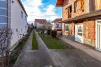 Kuća — Zlatarska — fotografija 27
