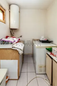 Kuća — Ostrovica — fotografija 15