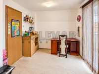 Trosoban stan — Gornjomatejevacka — fotografija 11