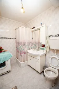Kuća — Jug Bogdanova — fotografija 22