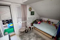 Trosoban stan — Nevesinjska — fotografija 13