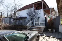 Kuća — Njegoševa — fotografija 1
