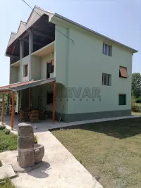 Kuća — Donji Barbeš — fotografija 5