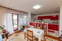 Kuća — Durmitorska — fotografija 4