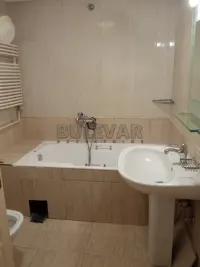 Dvosoban stan — Trg učitelja Tase — fotografija 8