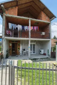 Kuća — Bujanovačka — fotografija 1