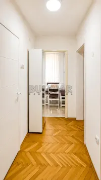 Dvoiposoban stan — Bulevar Nemanjića — fotografija 12
