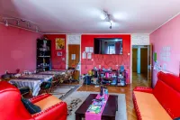 Više od tri spavaće sobe stan — Generala Milojka Lešjanina — fotografija 2
