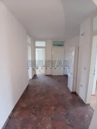 Poslovni prostor — Bulevar svetog cara — fotografija 15