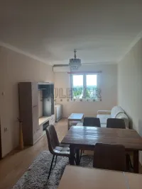 Jednoiposoban stan — Bulevar Svetog Pantelejmona — fotografija 2