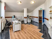 Poslovni prostor — Sinđelićev trg — fotografija 13