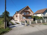 Kuća — Tešica — fotografija 1