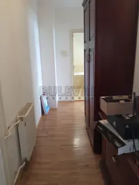 Dvosoban stan — Trg učitelja Tase — fotografija 9