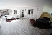 Više od tri spavaće sobe stan — Cara Dušana — fotografija 11