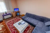 Troiposoban stan — Narodnih heroja — fotografija 2