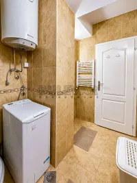 Jednoiposoban stan — Sestre Baković — fotografija 4