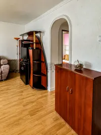 Jednoiposoban stan — Rentgenova — fotografija 4