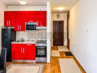 Garsonjera - Studio stan — Radoja Dakića — fotografija 3