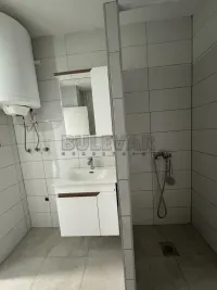 Dvosoban stan — Bulevar dr Zorana — fotografija 12