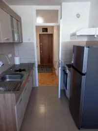 Jednoiposoban stan — Bulevar Nemanjića — fotografija 6