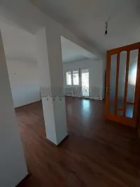 Troiposoban stan — Brzi Brod — fotografija 11