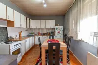Kuća — Bulevar 12.februar — fotografija 6
