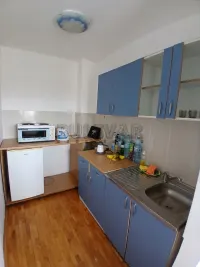 Jednoiposoban stan — Strahinjića Bana — fotografija 6