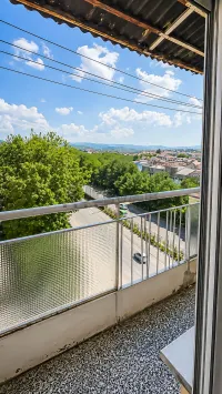 Jednoiposoban stan — Rentgenova — fotografija 14
