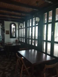 Kuća — Knić — fotografija 19