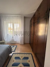 Trosoban stan — Prvomajska — fotografija 16