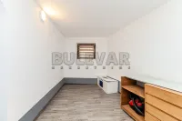 Kuća — Jug Bogdanova — fotografija 14