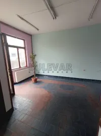 Poslovni prostor — Učiteljska — fotografija 1