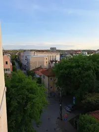 Trosoban stan — Svetosavska — fotografija 15