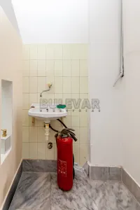 Poslovni prostor — Bulevar Nemanjića — fotografija 3