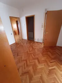 Trosoban stan — Knjaževačka — fotografija 12