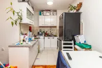 Jednoiposoban stan — Bulevar Medijana — fotografija 3