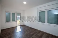 Dvosoban stan — Generala Milojka Lešjanina — fotografija 3