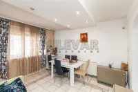Trosoban stan — Božidarčeva — fotografija 2
