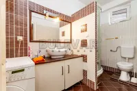 Trosoban stan — Obrenovićeva — fotografija 17